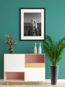 Poster Frame in living room Psd Mockup